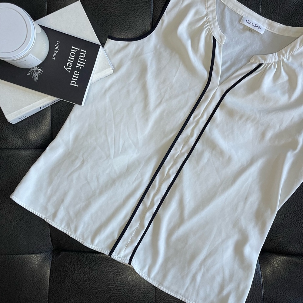 Calvin Klein top